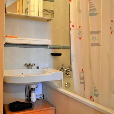 2p 4 Couchages Avec Balcon Et Garage - Proche Et Commerces - Fr-1-251-520 Apartman *